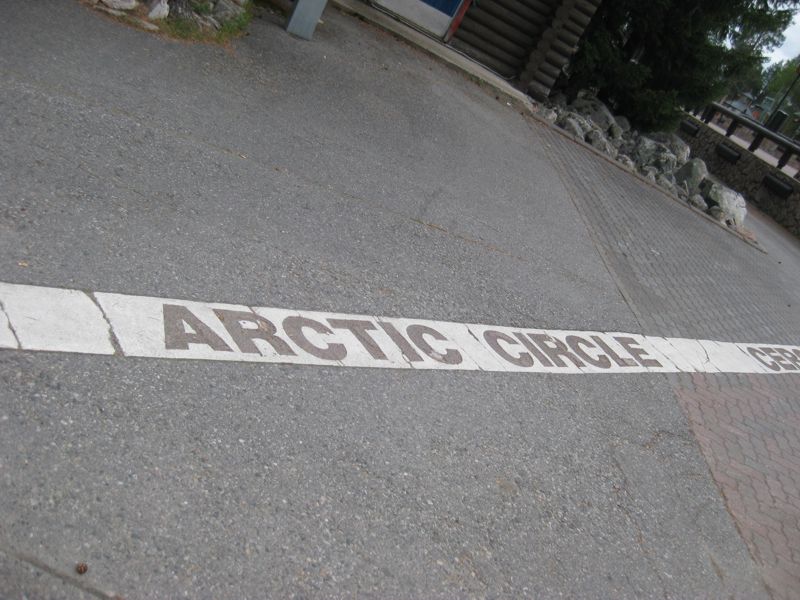 Crossing the Arctic circle southwards (conveniently marked)