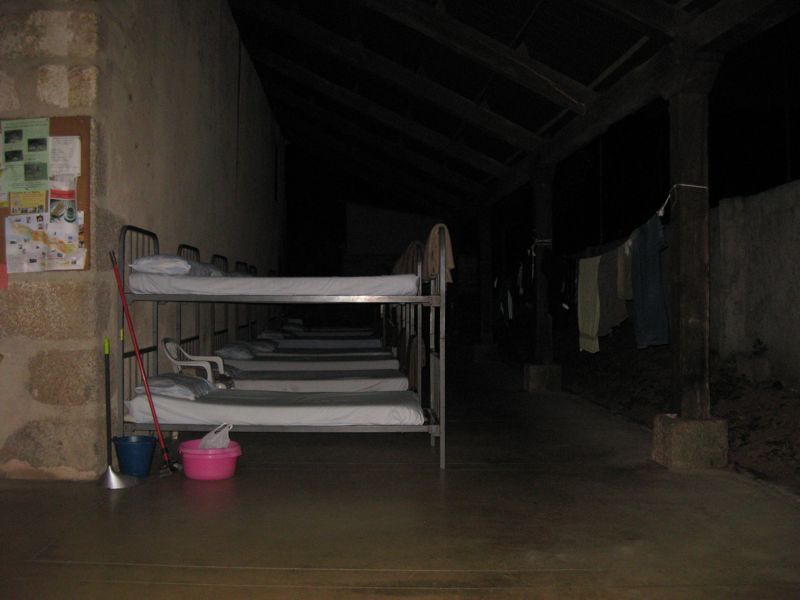 outside-beds-molenseca